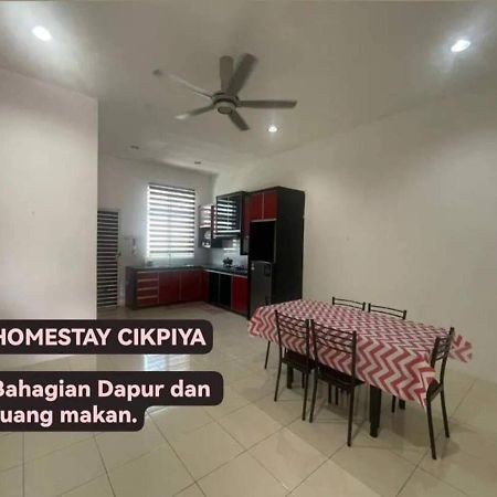 Homestay Cikpiya Kuala Kedah Ngoại thất bức ảnh
