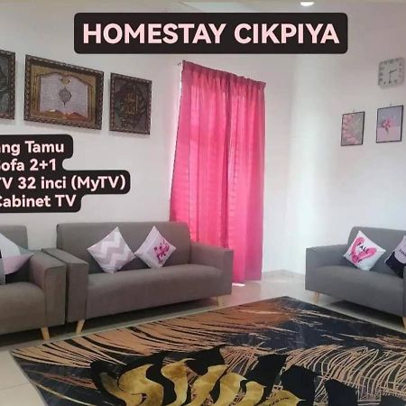 Homestay Cikpiya Kuala Kedah Ngoại thất bức ảnh